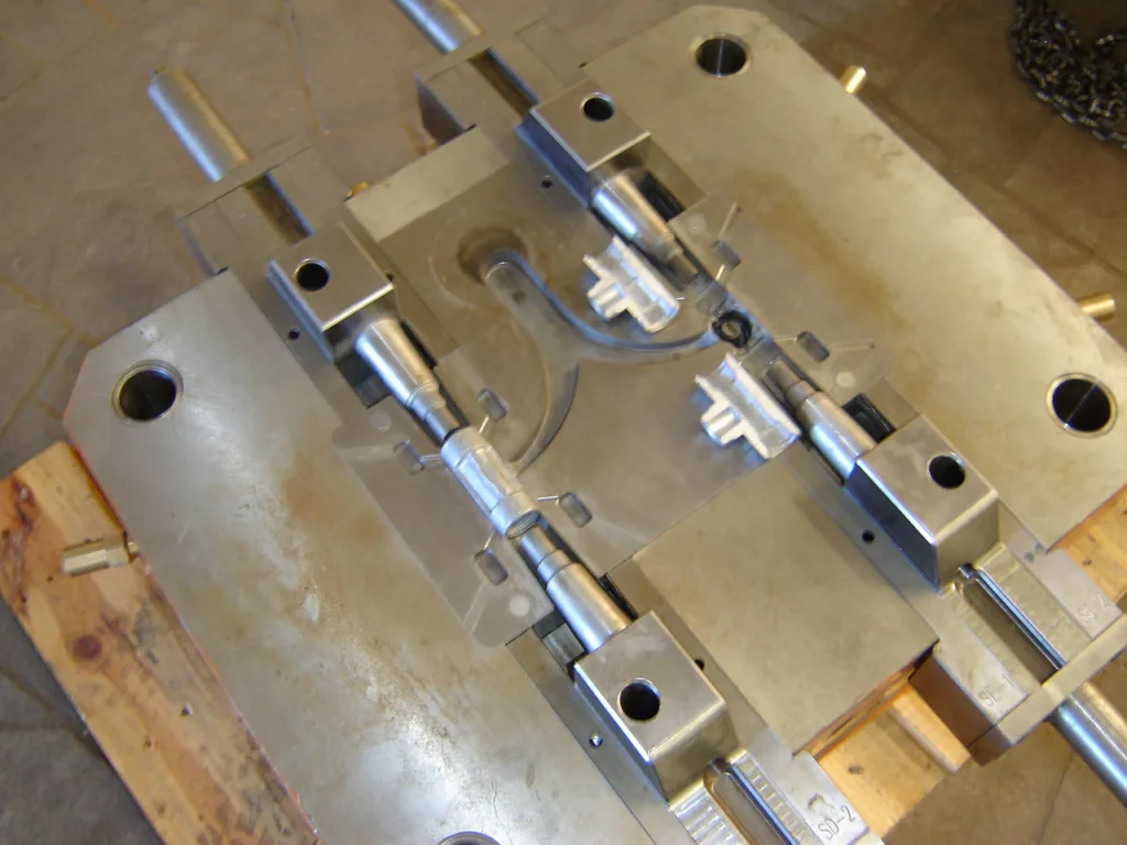 Injection mold