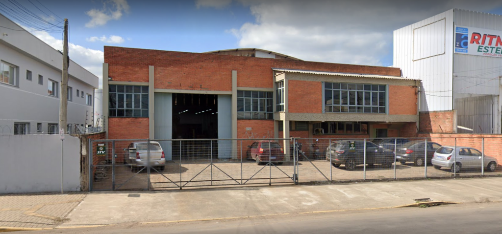 Fachada de Metalurgica Ferri en Esteio, RS