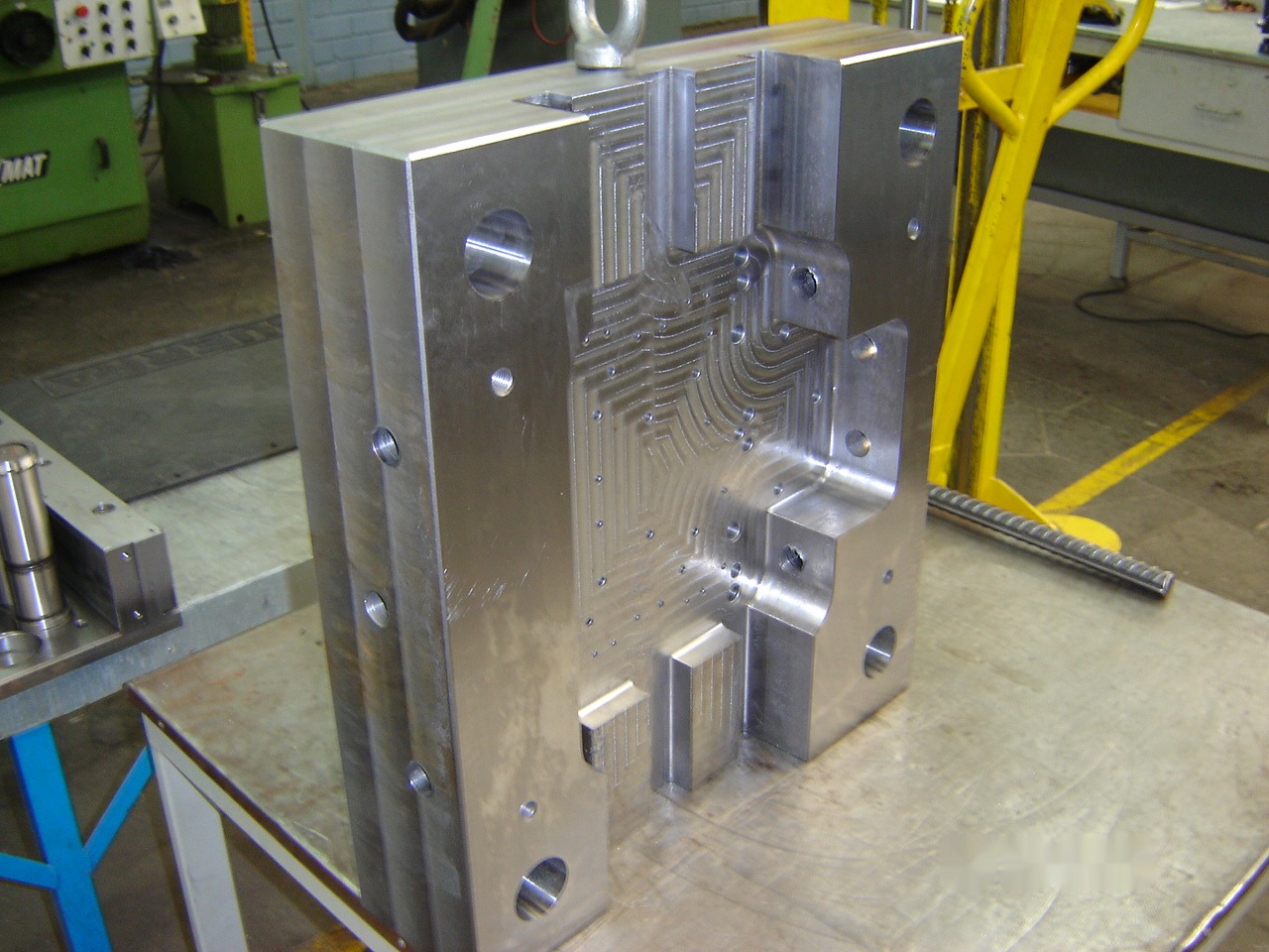 Porta-molde móvel